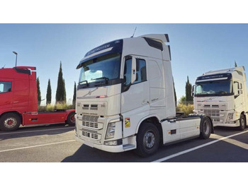 Xe đầu kéo VOLVO FH 500