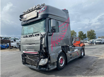 Xe đầu kéo DAF XF 510
