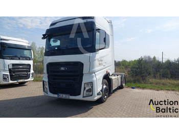 Xe đầu kéo FORD