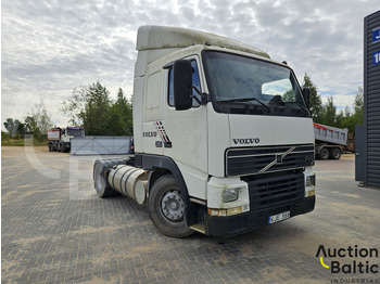 Xe đầu kéo Volvo FH12: hình 2 Xe đầu kéo Volvo FH12: hình 2