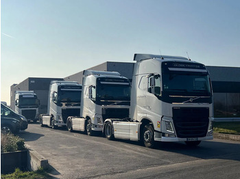 Xe đầu kéo VOLVO FH 500