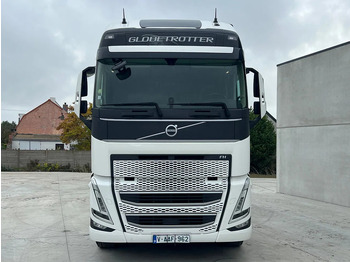 Xe đầu kéo VOLVO FH 500