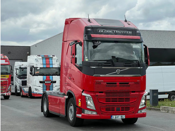 Xe đầu kéo VOLVO FH 500