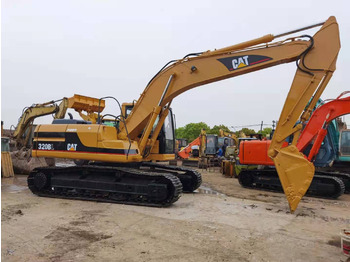 Máy xúc bánh xích CATERPILLAR 320B