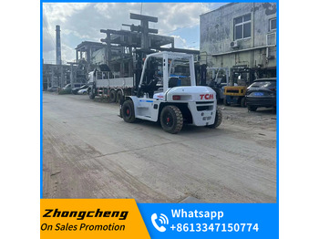 Xe nâng TCM FD60: hình 1