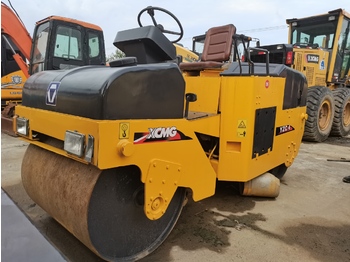 Máy lăn XCMG