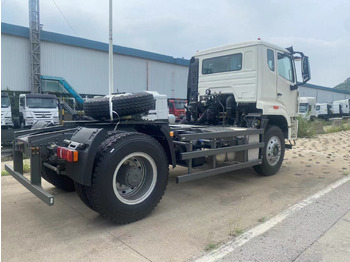 Xe đầu kéo Howo 4x2: hình 2