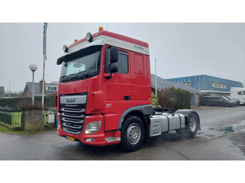 Xe đầu kéo DAF XF
