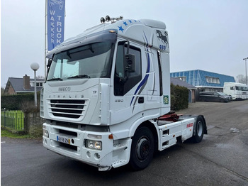 Xe đầu kéo IVECO Stralis 440