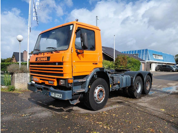 Xe đầu kéo SCANIA P113