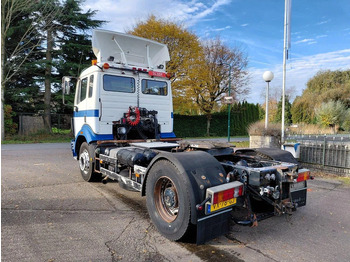 Xe đầu kéo Mercedes-Benz SK 1927 NL Truckhead: hình 4