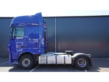 Xe đầu kéo DAF XF 460