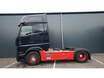 Xe đầu kéo MERCEDES-BENZ Actros 1945