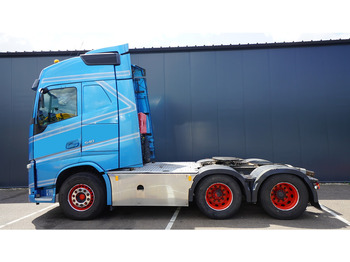 Xe đầu kéo VOLVO FH 540