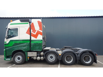 Xe đầu kéo VOLVO FH16 750