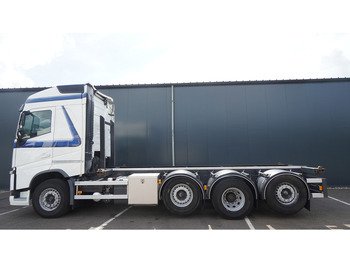 Xe chở container/ Xe tải hoán đổi thân VOLVO FH 460