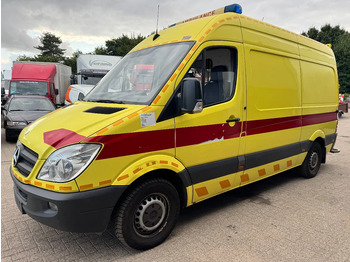Xe cứu thương MERCEDES-BENZ Sprinter 316