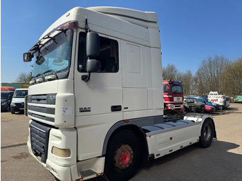 Xe đầu kéo DAF XF 105 460