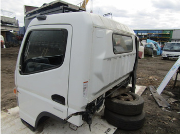 Cabin cho Xe tải MITSUBISHI FUSO 7C 15/18 CAB (2014): hình 5 Cabin cho Xe tải MITSUBISHI FUSO 7C 15/18 CAB (2014): hình 5