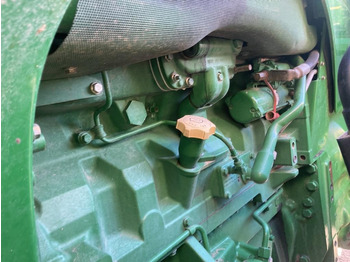 Máy cày John Deere 8345R: hình 3 Máy cày John Deere 8345R: hình 3