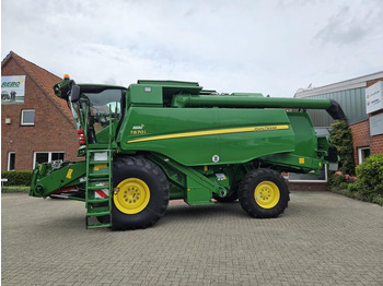 Máy gặt đập JOHN DEERE T660