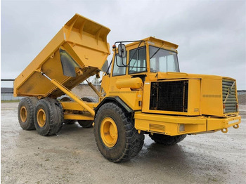 Xe ben đổ có khớp nối VOLVO A25C