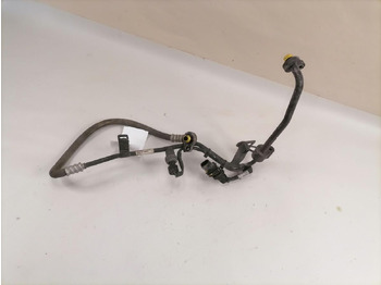 Cấp nhiệt/ Thông gió cho Xe tải Volvo A/C pipe 84180959: hình 2 Cấp nhiệt/ Thông gió cho Xe tải Volvo A/C pipe 84180959: hình 2