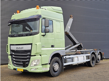 Xe tải nâng móc DAF XF 460