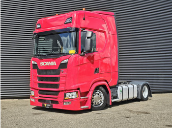 Xe đầu kéo SCANIA S 500