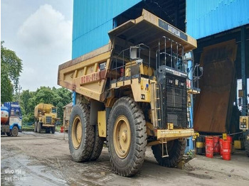Xe ben cứng/ Xe chở đá CATERPILLAR 777