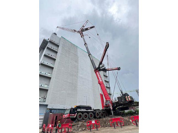 Cần cẩu mọi địa hình LIEBHERR