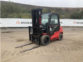 Xe nâng MANITOU MI 35 D