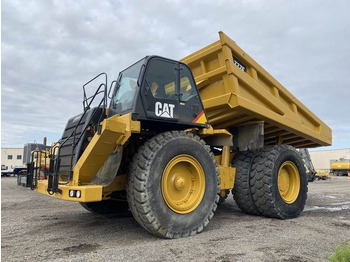 Xe ben cứng/ Xe chở đá CATERPILLAR 777F