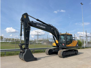 Máy xúc bánh xích HYUNDAI R210