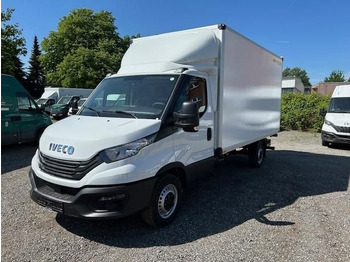 Xe tải nhỏ thùng kín IVECO Daily 35s16
