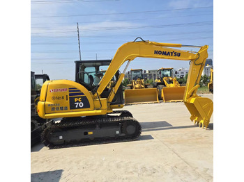 Máy xúc mini KOMATSU PC70-8