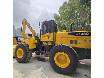 Máy xúc lật bánh lốp KOMATSU WA380