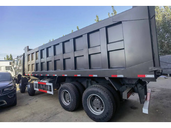 Xe ben Sinotruk HOWO 8*4 Dump truck: hình 5 Xe ben Sinotruk HOWO 8*4 Dump truck: hình 5