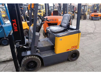Xe nâng điện TCM
