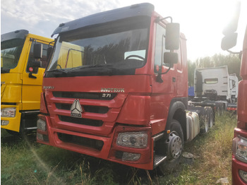 Xe đầu kéo SINOTRUK HOWO