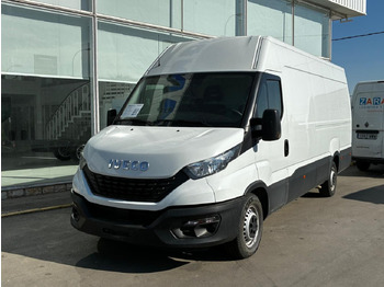 Xe van chở hàng IVECO Daily 35s14