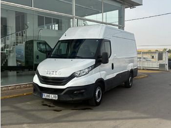 Xe van chở hàng IVECO Daily 35s16