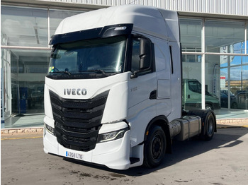 Xe đầu kéo IVECO S-WAY