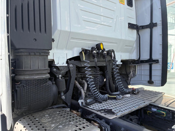 Xe đầu kéo Cabeza Tractora IVECO 510 AUTOMATICO INTARDER: hình 5 Xe đầu kéo Cabeza Tractora IVECO 510 AUTOMATICO INTARDER: hình 5