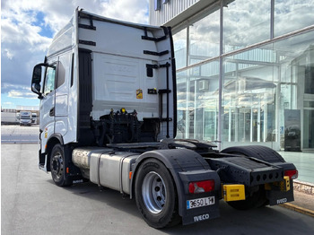 Xe đầu kéo Cabeza Tractora IVECO S-WAY 510 AUTOMATICO CON INTARDER: hình 4 Xe đầu kéo Cabeza Tractora IVECO S-WAY 510 AUTOMATICO CON INTARDER: hình 4