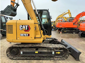 Máy xúc mini CATERPILLAR 307E2
