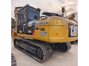 Máy xúc bánh xích CATERPILLAR 320D2
