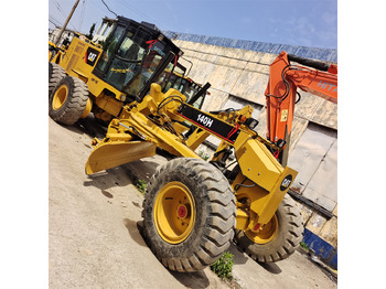 Máy san CATERPILLAR 140H