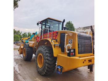 Máy xúc lật bánh lốp CATERPILLAR 950H