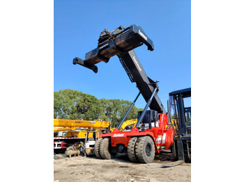 Xe tiếp cận xếp chồng FANTUZZI